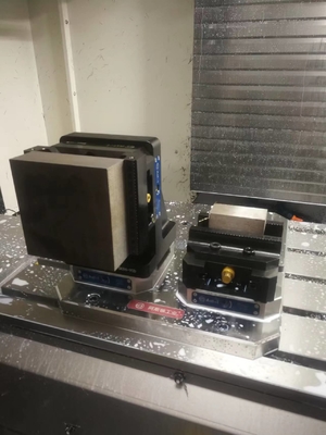 aluminio duro de la fuerza de bloqueo del acero 22KN del punto cero de la máquina de 0.005m m que sujeta trabajos