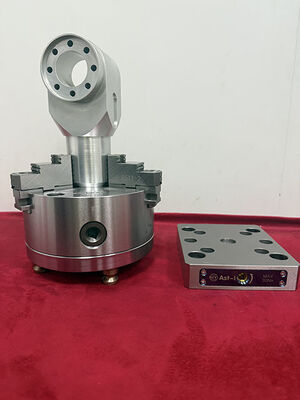 130mm Jaw Opening 5 Axis Vise Self Centerning Vise Providing Stable Clamping for Multi Axis CNC Machining Applications