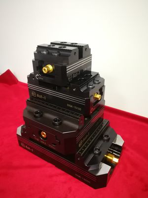 Tornillo de banco de 5 ejes de 0,02 mm 60 Nm Tornillo de banco autocentrante Maual 75100