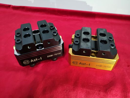 Manual de tornillo de banco vertical CNC neumático negro para fresadora CNC de 3 ejes y 4 ejes